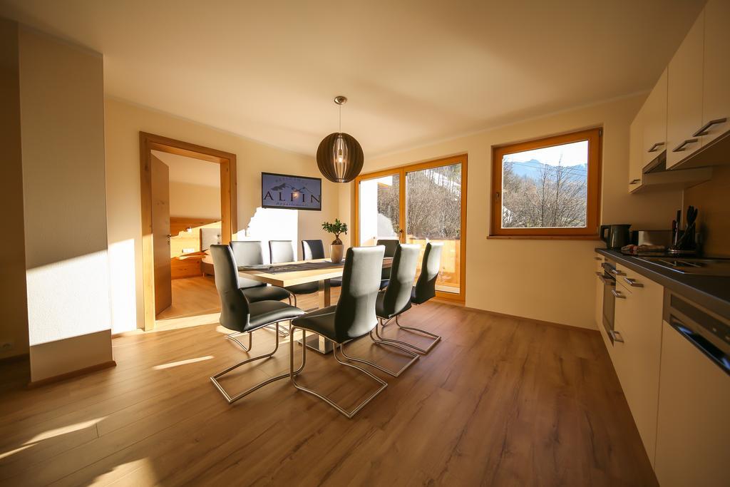 Residence Alpin Zell am Ziller Ruang foto