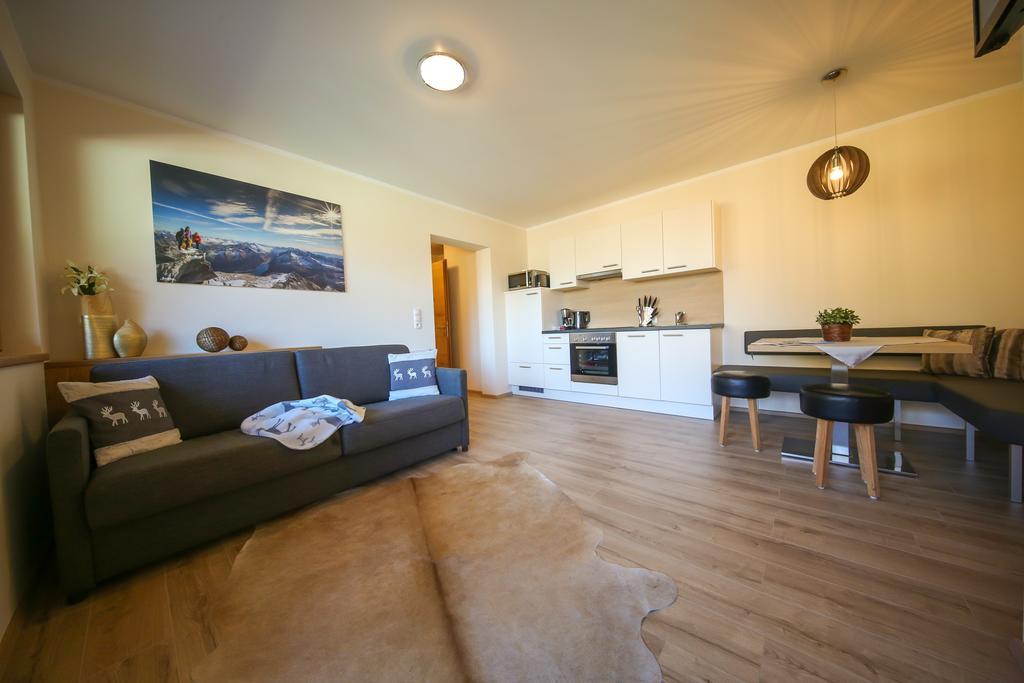 Residence Alpin Zell am Ziller Ruang foto